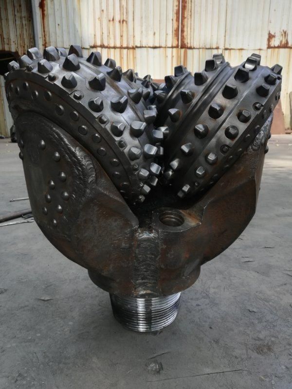 Tricone Bit with Sealed Journal Bearing 19" IADC437