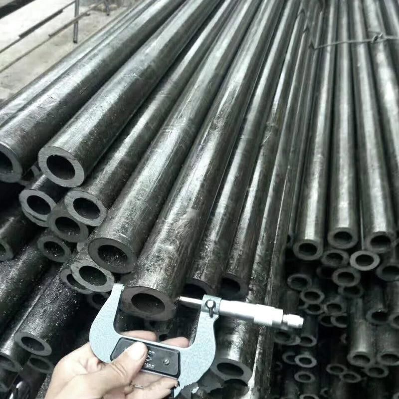 ASTM A106 Gr. B Seamless Carbon Steel Pipe with Stock Delivery
